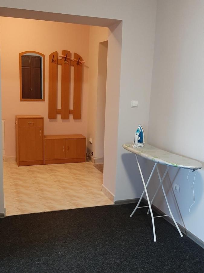 Apartment On Lermontova 35A Moekatsjeve Buitenkant foto