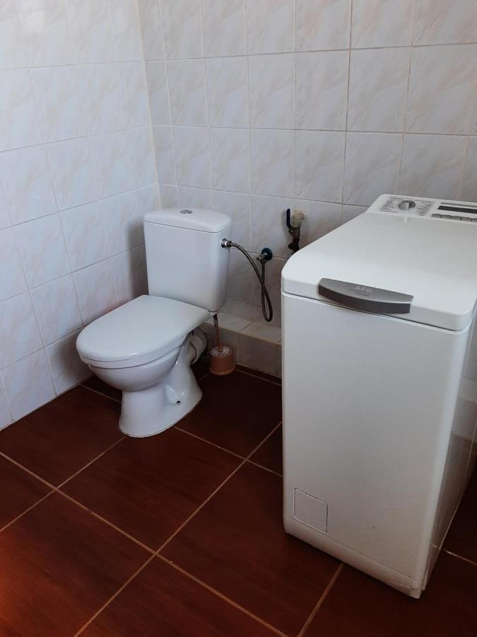 Apartment On Lermontova 35A Moekatsjeve Buitenkant foto