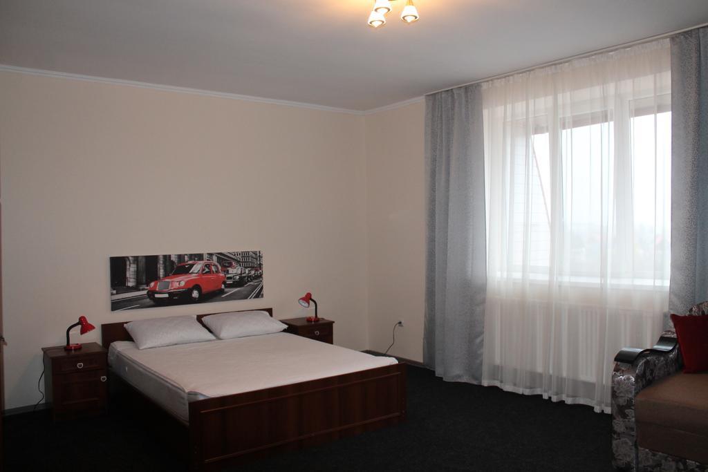 Apartment On Lermontova 35A Moekatsjeve Buitenkant foto