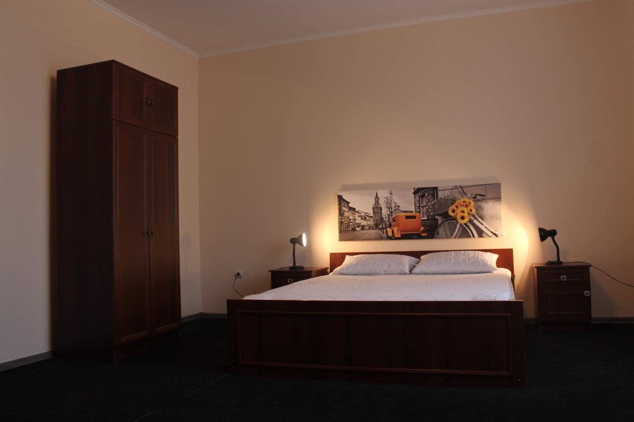 Apartment On Lermontova 35A Moekatsjeve Buitenkant foto