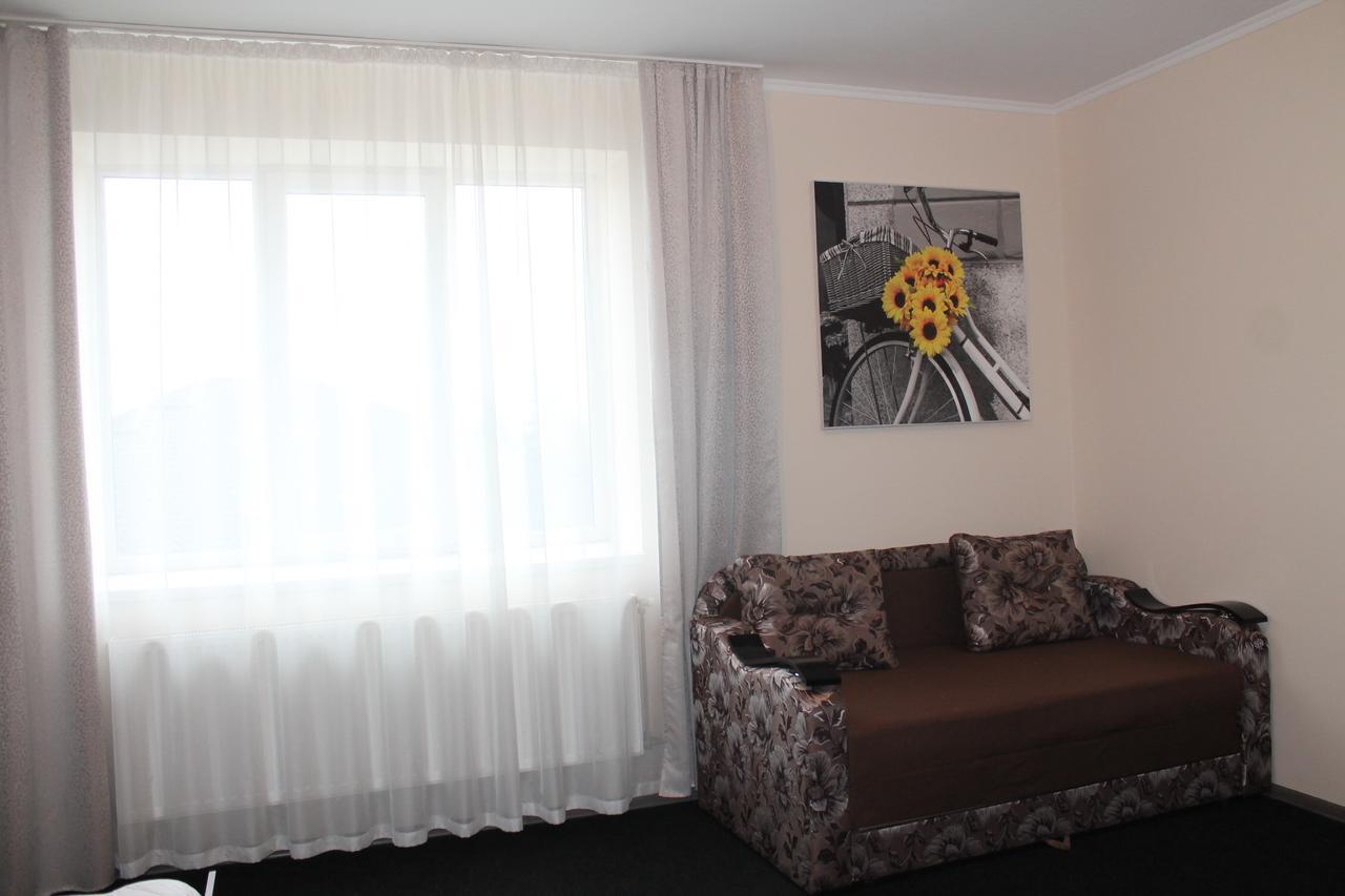 Apartment On Lermontova 35A Moekatsjeve Buitenkant foto